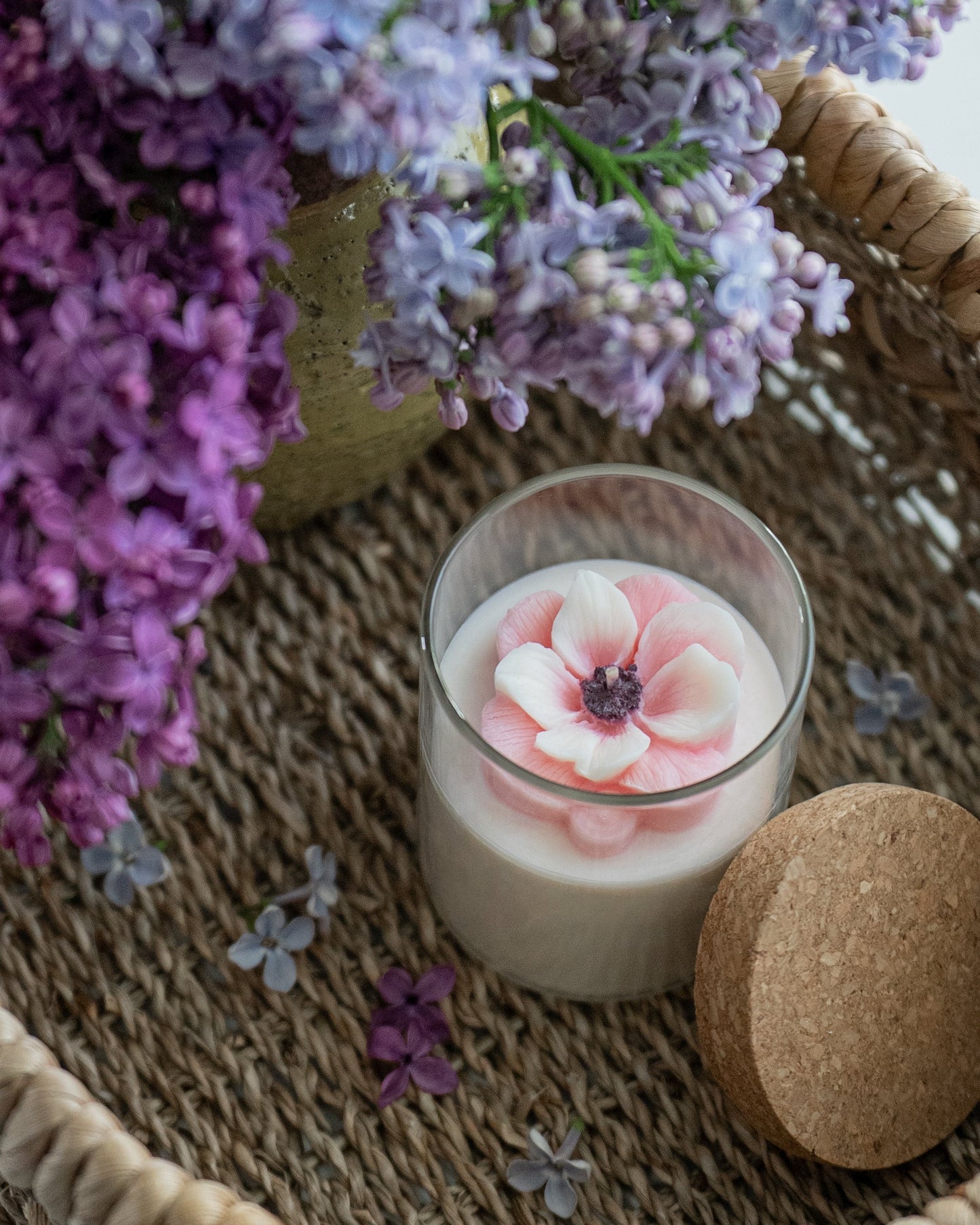 Anemone Candle