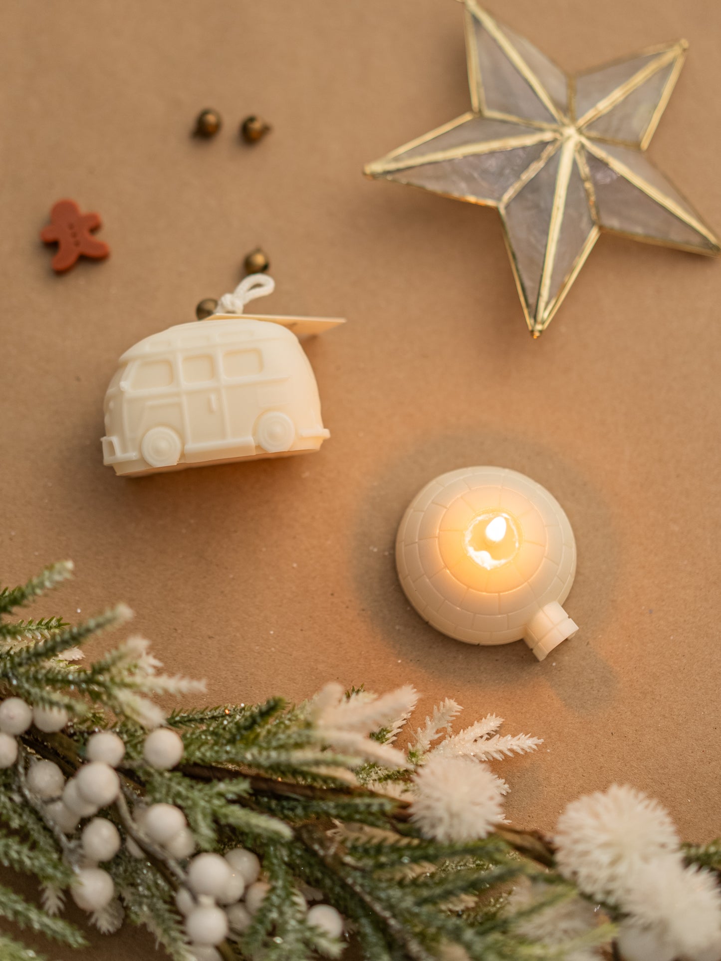 Igloo Candle